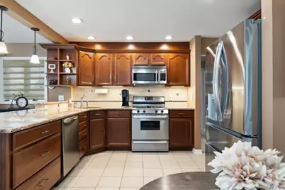 1 5th Avenue, Farmingdale, NY 11735 - Photo 7