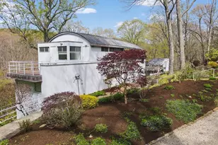 54 Cross Pond Rd, Pound Ridge, NY 10576 - Photo 3