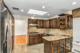 260 Oak Ridge Ln, Albertson, NY 11507 - Photo 15