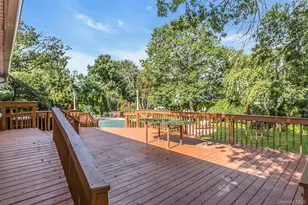 260 Oak Ridge Ln, Albertson, NY 11507 - Photo 39