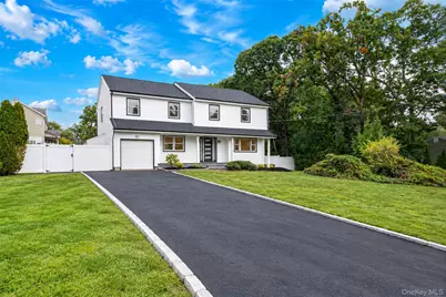 25 Avenue B, Holbrook, NY 11741 - Photo 3