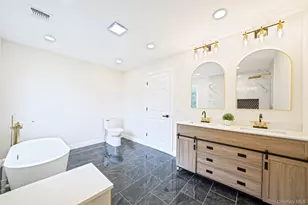 25 Avenue B, Holbrook, NY 11741 - Photo 23