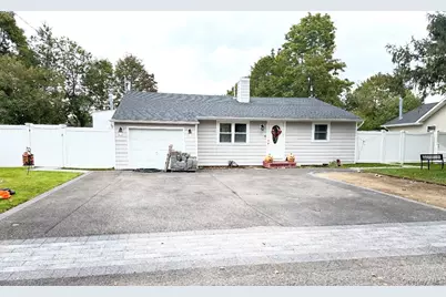 21 Marie Lane, Central Islip, NY 11722 - Photo 1