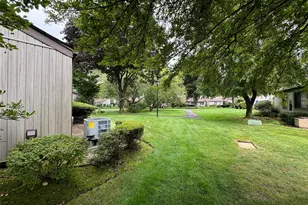 20 Strathmore Gate Dr, Stony Brook, NY 11790 - Photo 21