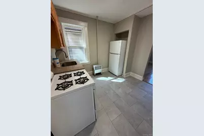 13915 88th Road, Jamaica, NY 11435 - Photo 7