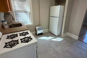 139-15 88th Rd, Jamaica, NY 11435 - Photo 7