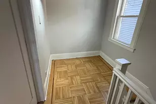 139-15 88th Rd, Jamaica, NY 11435 - Photo 3