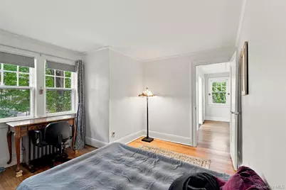 34 General Heath Avenue, White Plains, NY 10603 - Photo 27