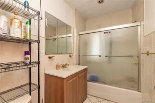 110-43 159th St, Jamaica, NY 11433 - Photo 15