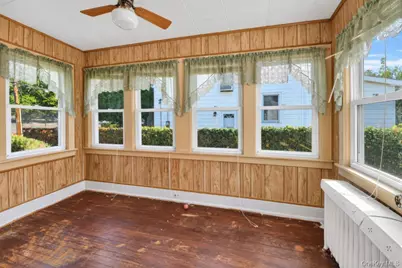 138 Morsemere Avenue, Yonkers, NY 10703 - Photo 21