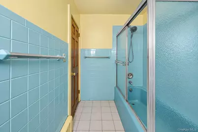 138 Morsemere Avenue, Yonkers, NY 10703 - Photo 19