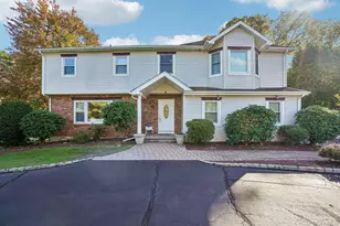 7 Edgebrook Ct, New City, NY 10956 - Photo 3