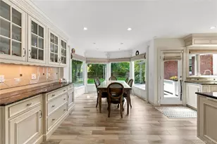 1335 Club Dr, Hewlett, NY 11557 - Photo 13