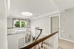 1335 Club Dr, Hewlett, NY 11557 - Photo 21