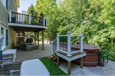 4 Harris Court, Baldwin Place, NY 10505 - Photo 13