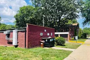 196-40 67th Ave, Fresh Meadows, NY 11365 - Photo 15