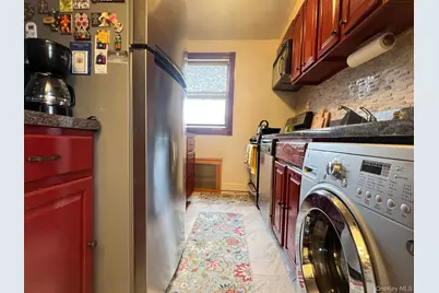 196-40 67th Avenue #2nd FL, Fresh Meadows, NY 11365 - Photo 5