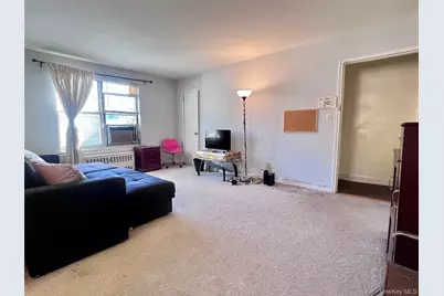 196-48 67th Avenue #2nd Floor, Fresh Meadows, NY 11365 - Photo 5