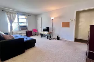 196-48 67th Ave, Fresh Meadows, NY 11365 - Photo 5