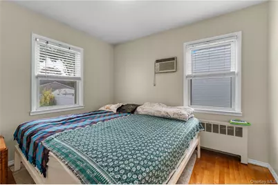 84 5th Street, New Hyde Park, NY 11040 - Photo 9