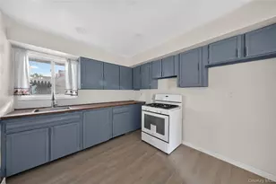147- 53 Weller Ln, Rosedale, NY 11422 - Photo 23