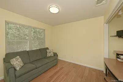81 C Robinson Avenue, Medford, NY 11763 - Photo 17
