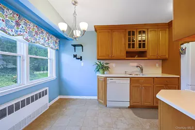 6019 246th Place, Little Neck, NY 11362 - Photo 13