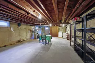 60-19 246th Pl, Little Neck, NY 11362 - Photo 29