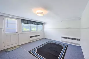 60-19 246th Pl, Little Neck, NY 11362 - Photo 25