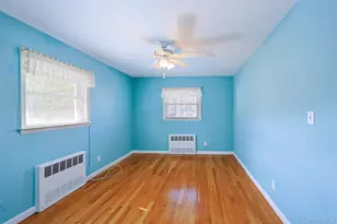 60-19 246th Pl, Little Neck, NY 11362 - Photo 19