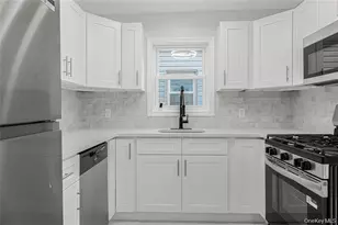 173-43 103rd Rd, Jamaica, NY 11433 - Photo 3