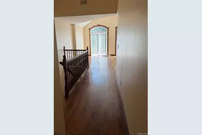 17515 74th Avenue #2, Fresh Meadows, NY 11366 - Photo 7