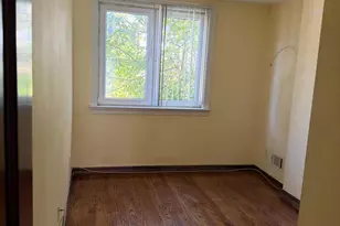 175-15 74th Ave, Fresh Meadows, NY 11366 - Photo 3
