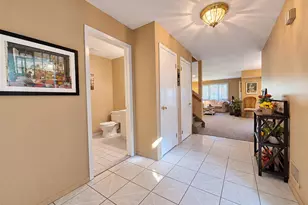 46 Jeremy Cir, Nesconset, NY 11767 - Photo 5