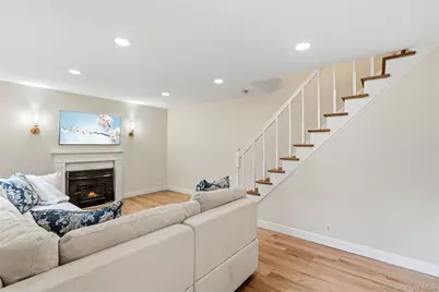 72 Daly Road, East Northport, NY 11731 - Photo 5