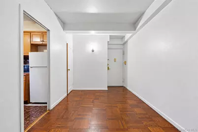 1651 Metropolitan Avenue #5H, Bronx, NY 10462 - Photo 5