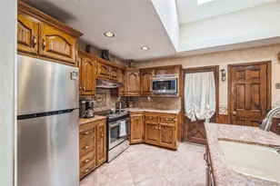 3 Poplar Ln, Medford, NY 11763 - Photo 7