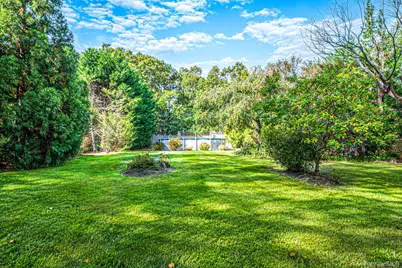 6 Wyandanch Boulevard, Smithtown, NY 11787 - Photo 11