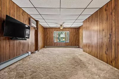 7006 67th Street, Glendale, NY 11385 - Photo 9