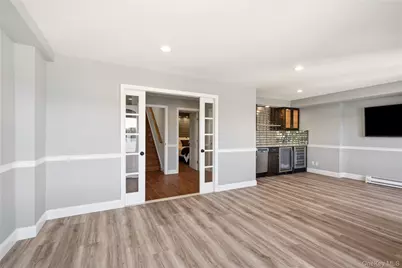 565 McKinley Terrace, Centerport, NY 11721 - Photo 27