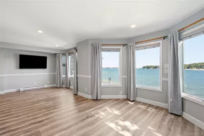 565 McKinley Terrace, Centerport, NY 11721 - Photo 23