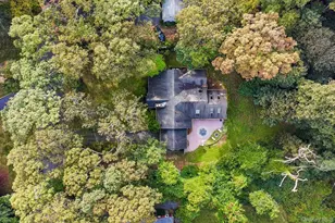 27 Willoughby Path, East Northport, NY 11731 - Photo 35