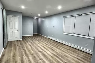97-14 130th St, Richmond Hill, NY 11419 - Photo 3