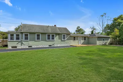 8 Rockne Street, Huntington, NY 11743 - Photo 15