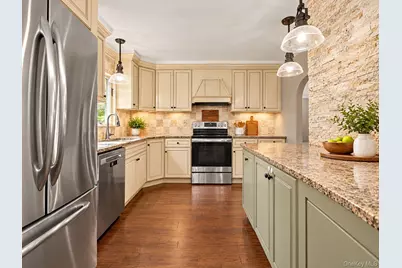19 Saint Michaels Terrace, Carmel, NY 10512 - Photo 7