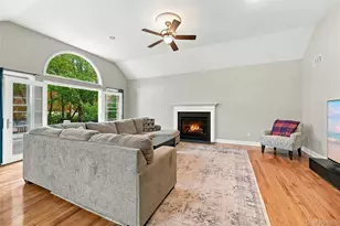23 Moss Creek Ln, Patchogue, NY 11772 - Photo 7