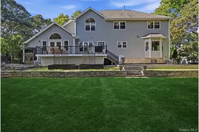 23 Moss Creek Lane, Patchogue, NY 11772 - Photo 31