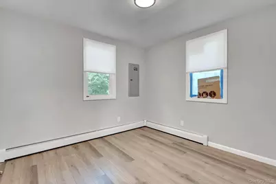 1801 Stein Drive, Bay Shore, NY 11706 - Photo 9
