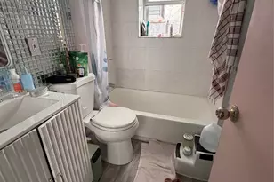 37-11 90th St, Jackson Heights, NY 11372 - Photo 17