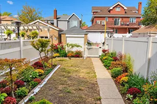 151-45 20th Rd, Whitestone, NY 11357 - Photo 17